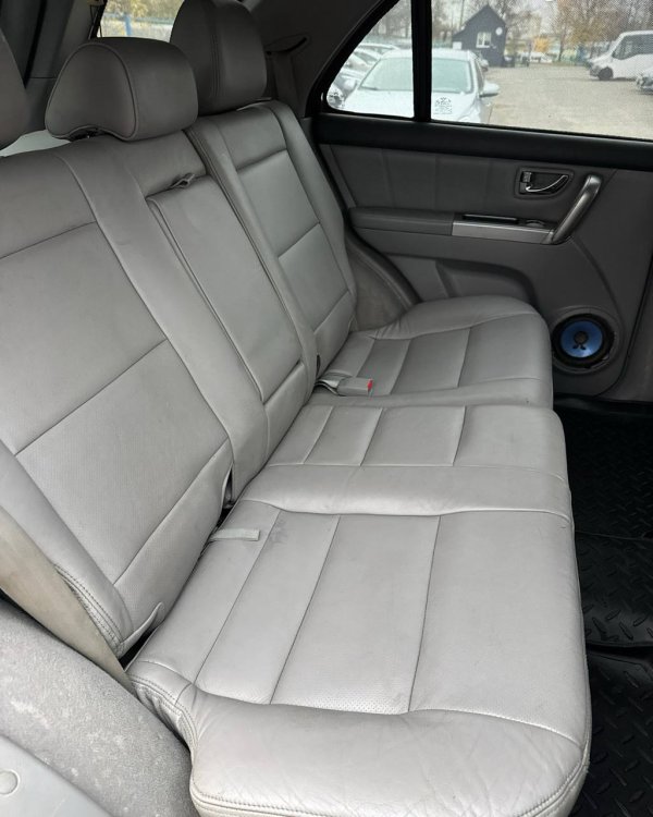 Kia Sorento I - Image 13