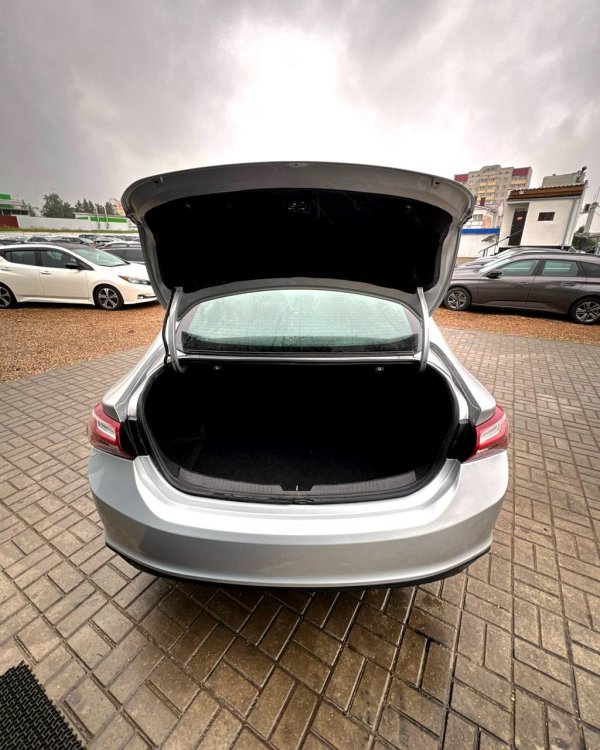 Chevrolet Malibu IX · Рестайлинг - Image 17