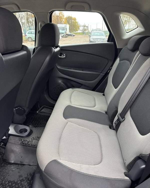 Renault Captur I - Image 12