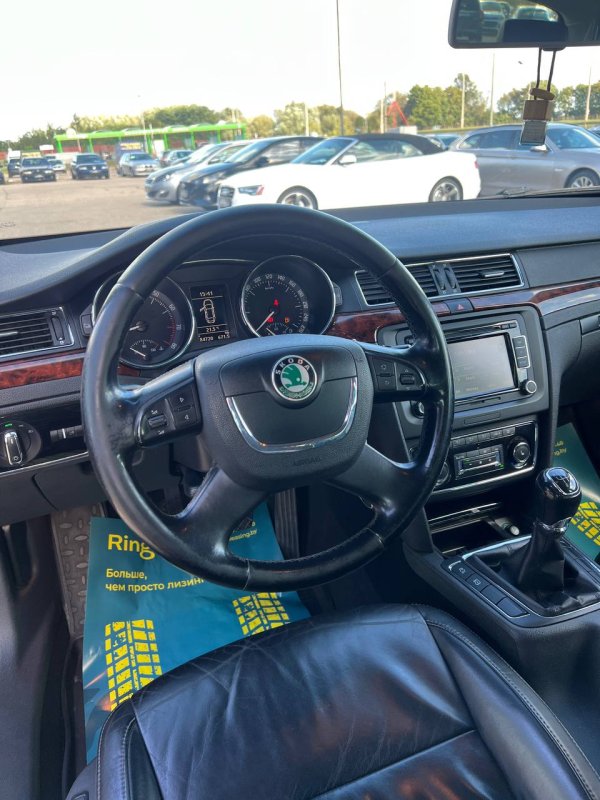 Skoda Superb II - Image 10