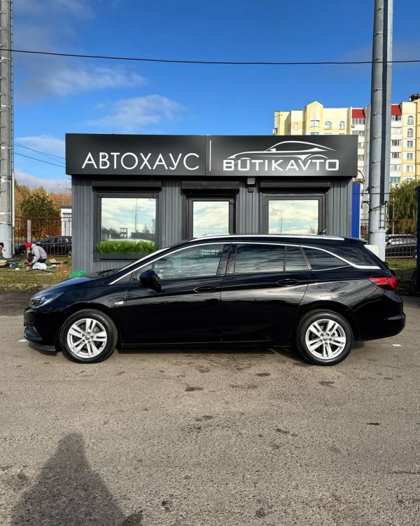 Opel Astra K - Image 8