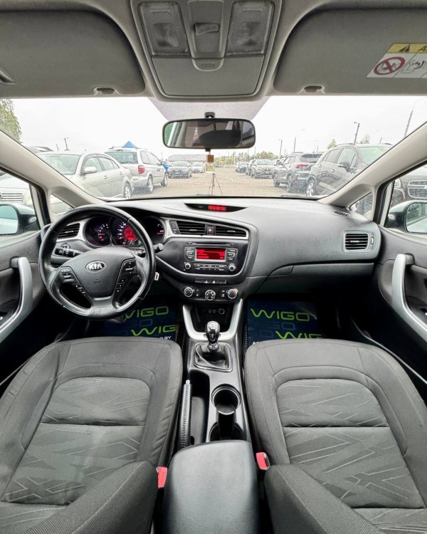 Kia Cee'd II · Рестайлинг - Image 9