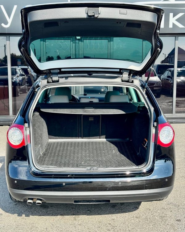 Volkswagen Passat B6 - Image 14