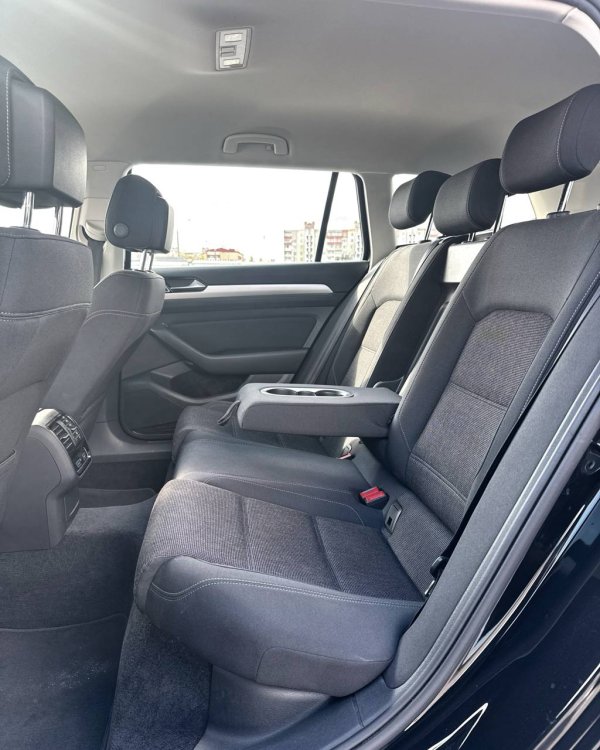 Volkswagen Passat B8 - Image 13