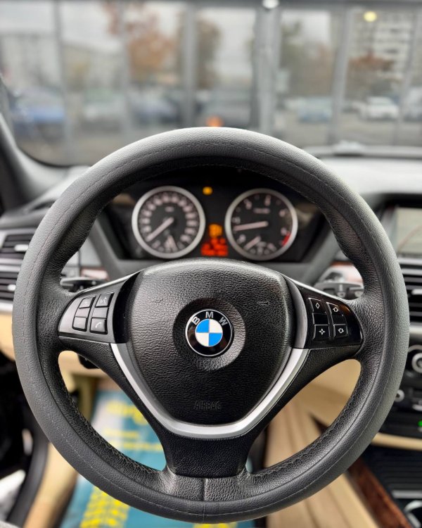 BMW X5 E70 - Image 15