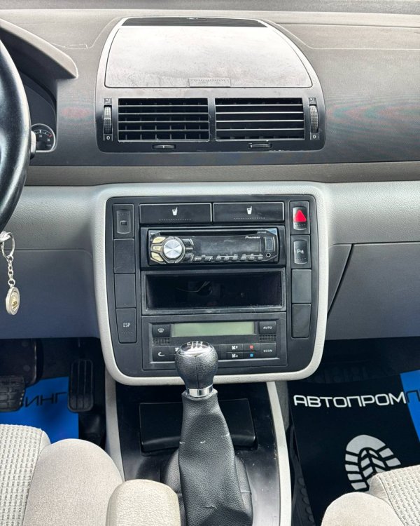 Volkswagen Sharan I · 2-й рестайлинг - Image 12