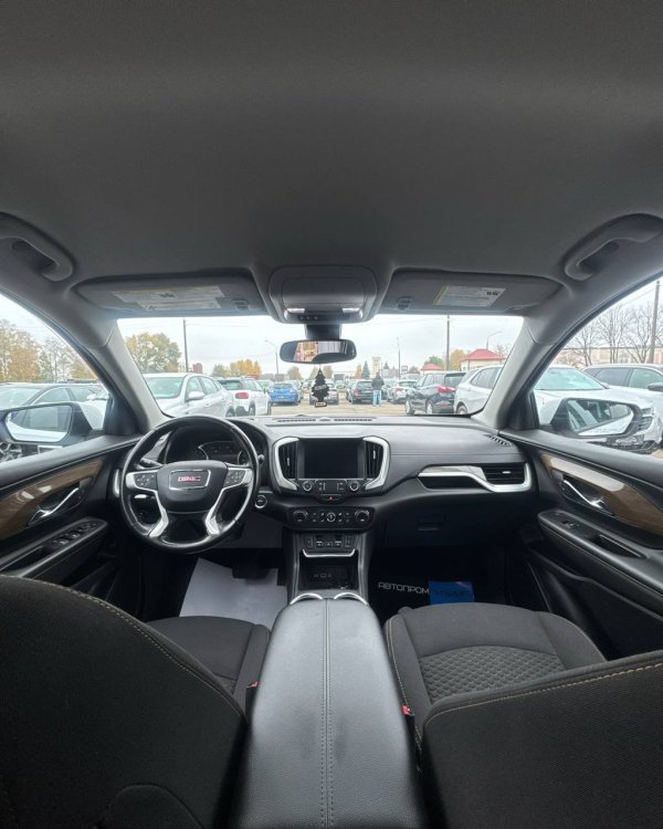 GMC Terrain II - Image 9