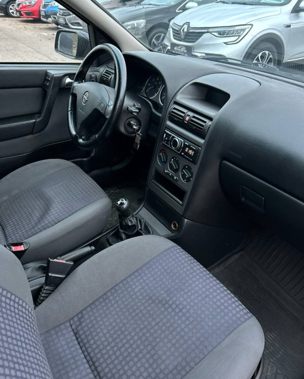Opel Astra G - Image 14