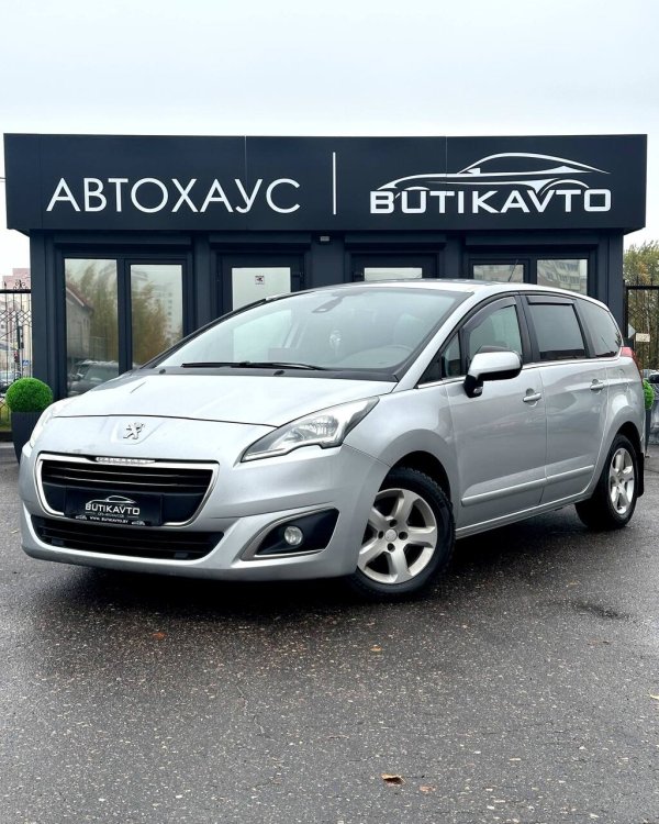 PEUGEOT 5008 - Image 3
