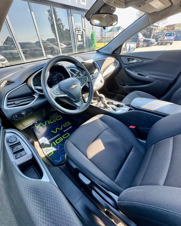 Chevrolet Malibu IX · Рестайлинг - Image 10