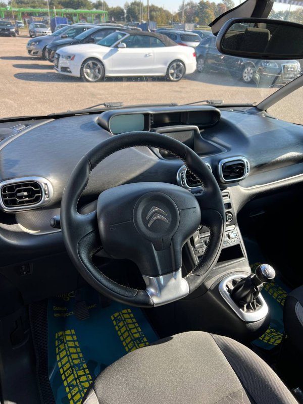 Citroen C3 Picasso I · Рестайлинг - Image 12