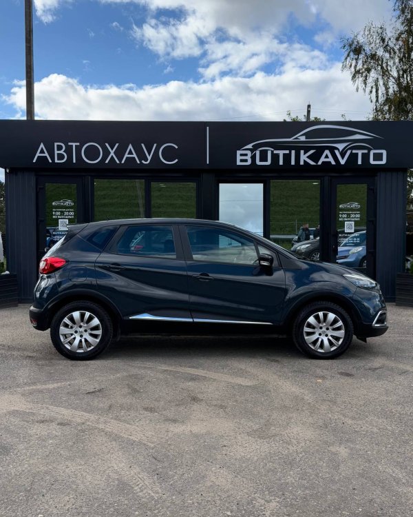 RENAULT CAPTUR - Image 8