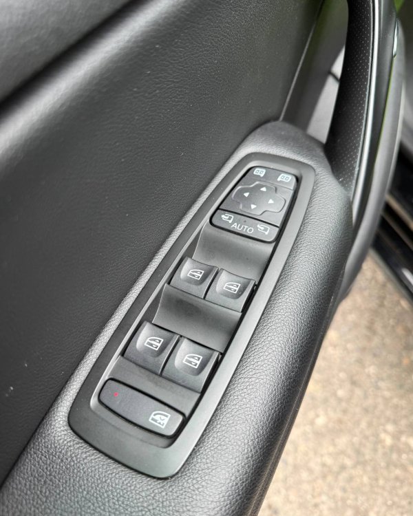 Renault Megane IV · Рестайлинг - Image 14