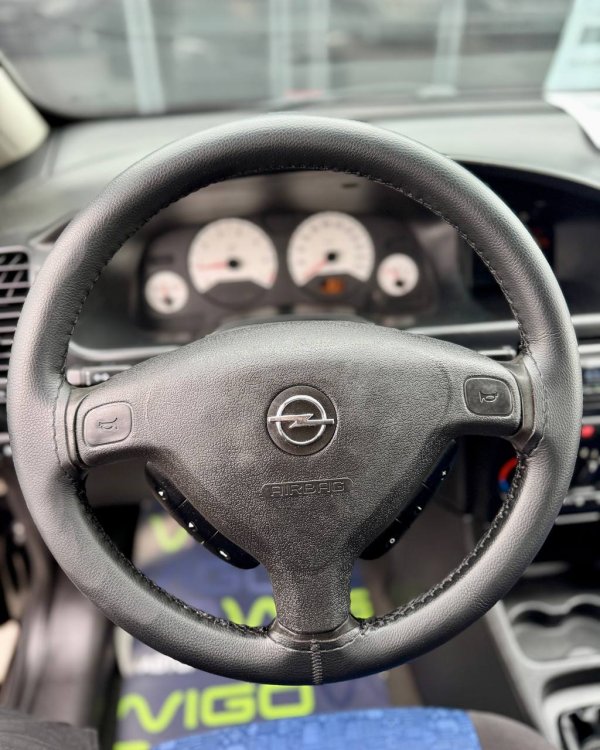 Opel Zafira A - Image 15