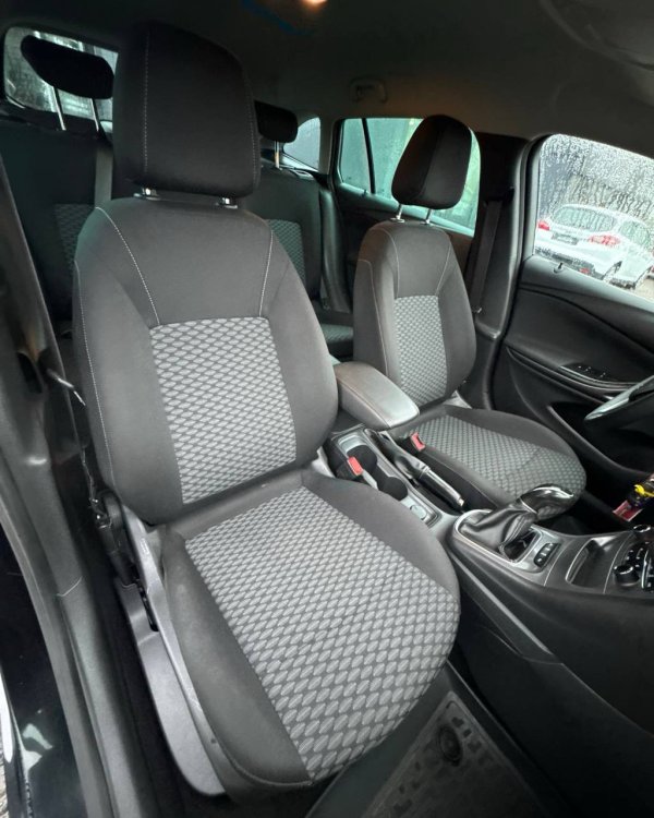 Opel Astra K - Image 13
