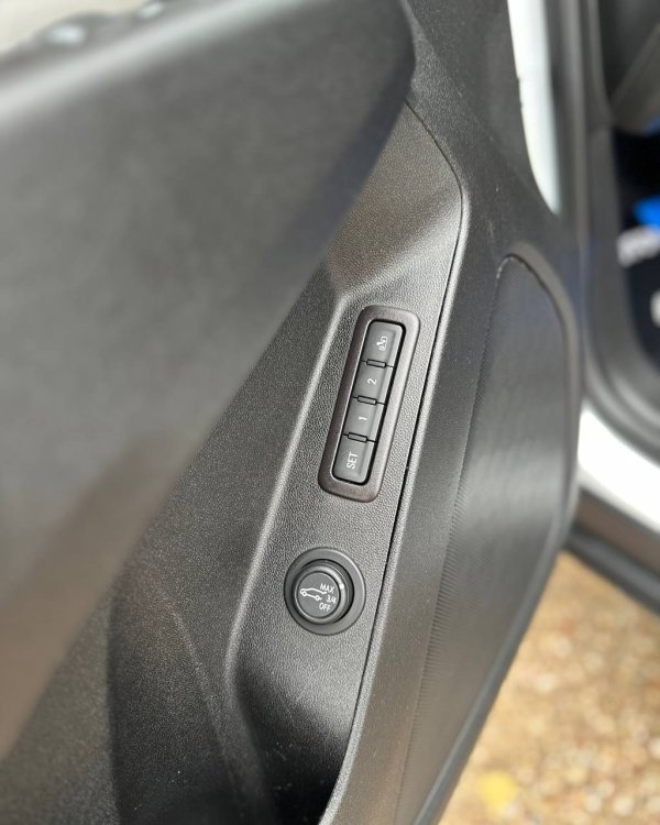 Chevrolet Equinox III - Image 13