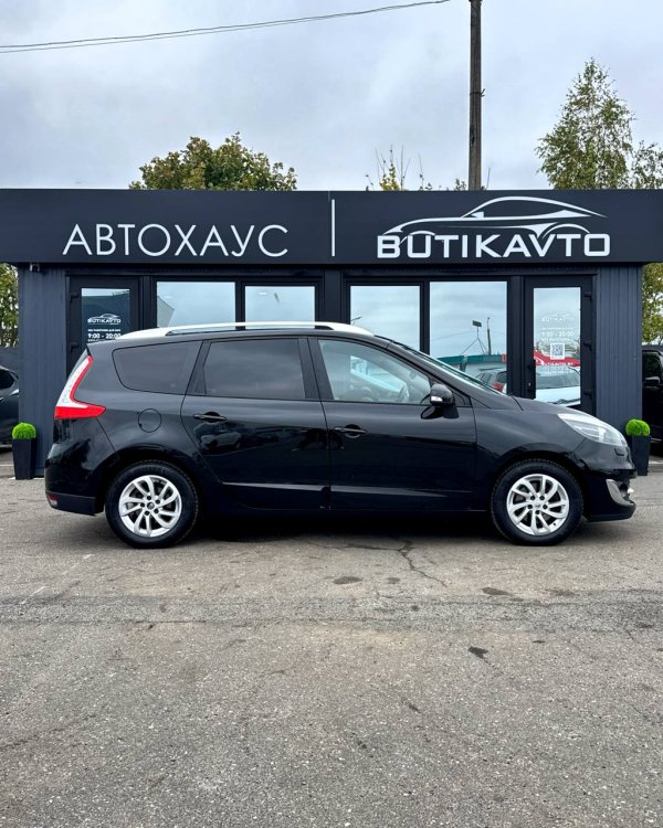 Renault Grand Scenic - Image 8