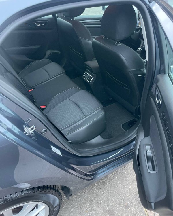 Renault Megane IV - Image 13