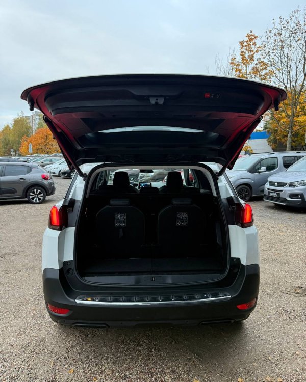Peugeot 5008 II - Image 14