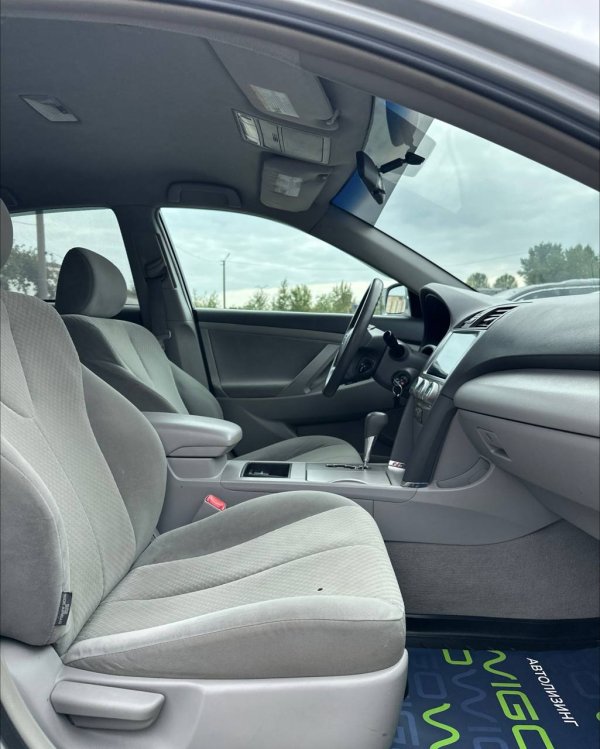 Toyota Camry XV40 - Image 10