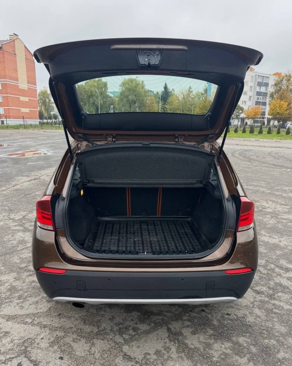 BMW X1 E84 - Image 12
