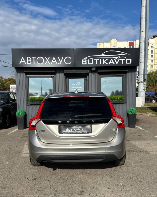 Volvo V60 I - Image 5