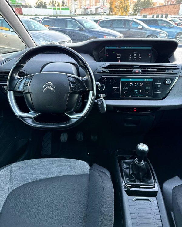 Citroen C4 Picasso II · Рестайлинг - Image 12