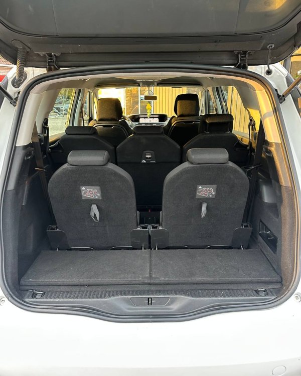 Citroen C4 Grand Picasso II · Рестайлинг - Image 11