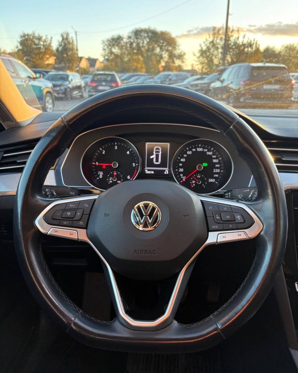 Volkswagen Passat B8 - Image 10