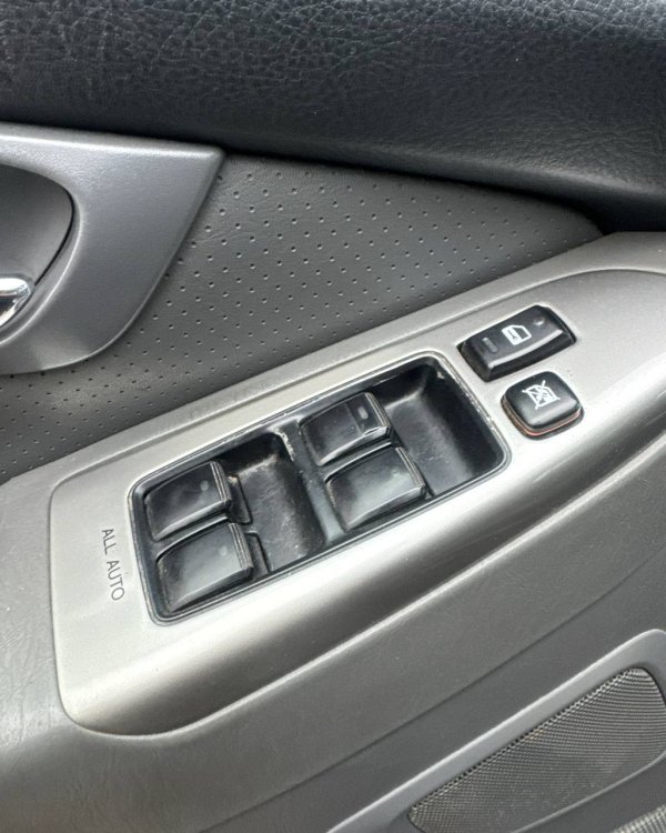Toyota Land Cruiser Prado J120 - Image 18