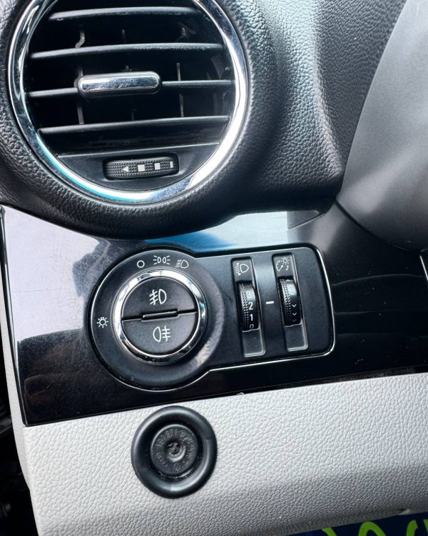 Chevrolet Orlando I - Image 18