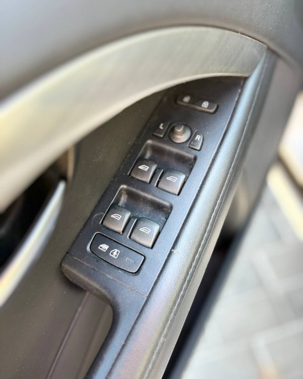 Volvo V70 III - Image 17