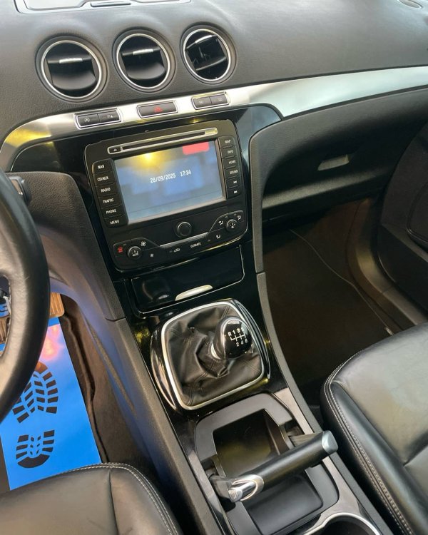 Ford S-MAX I · Рестайлинг - Image 9