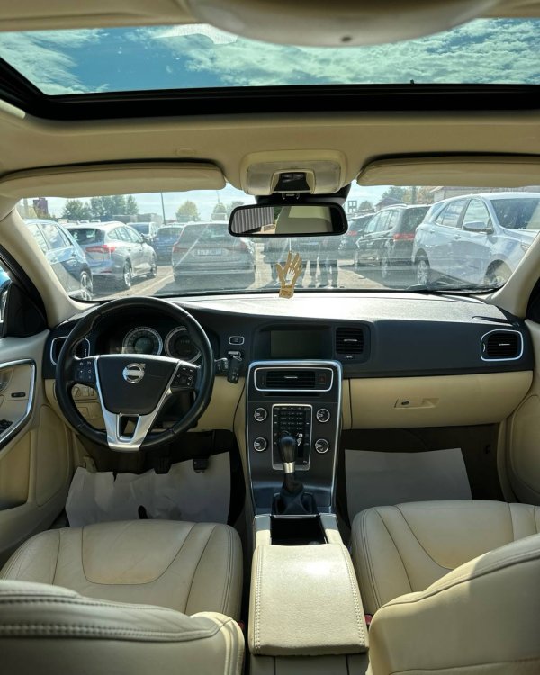 Volvo V60 I - Image 9