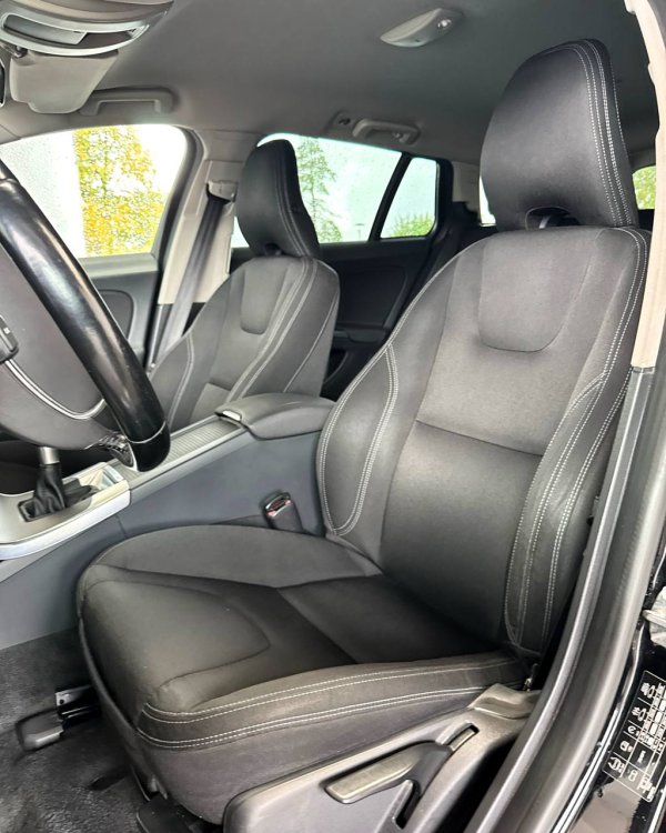 Volvo V60 I · Рестайлинг - Image 10