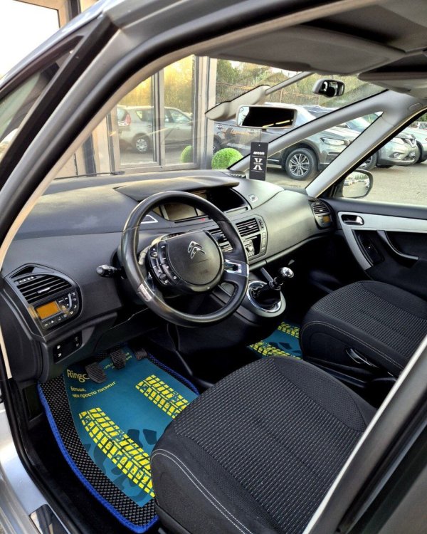 Citroen C4 Grand Picasso I - Image 9