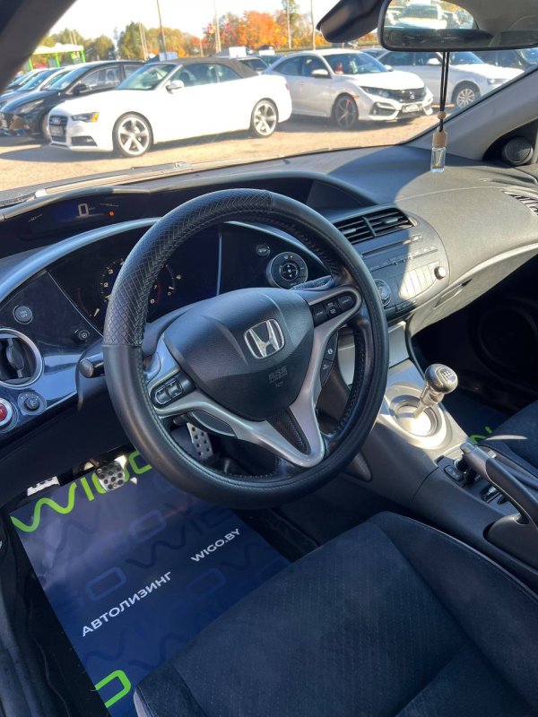 Honda Civic VIII - Image 12