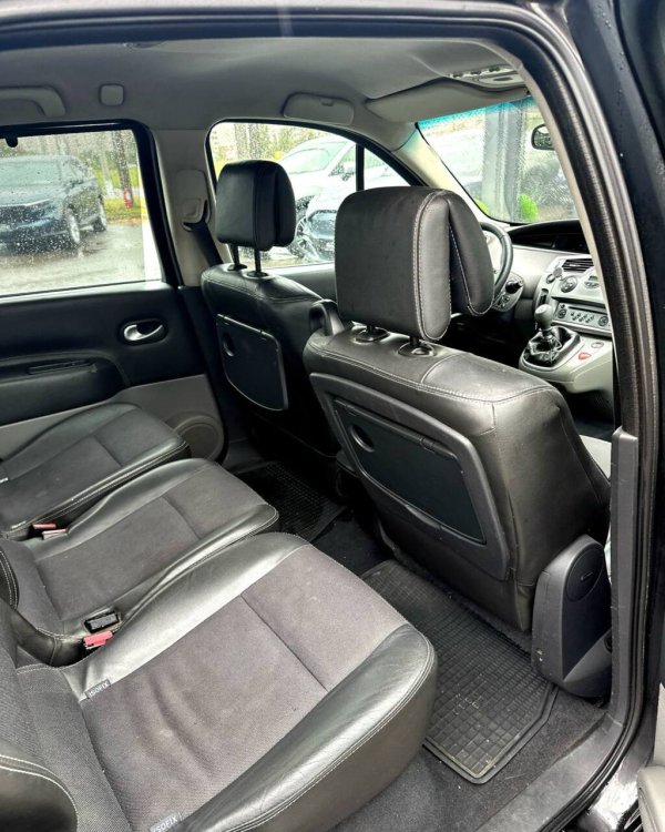 Renault Scenic II · Рестайлинг - Image 13