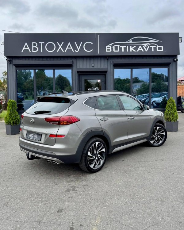 Hyundai Tucson III · Рестайлинг - Image 7
