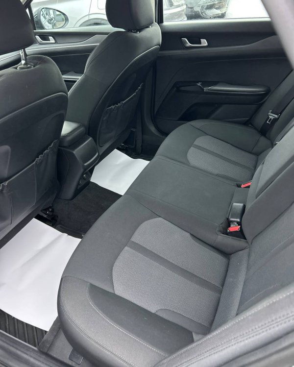 Kia K5 III - Image 11