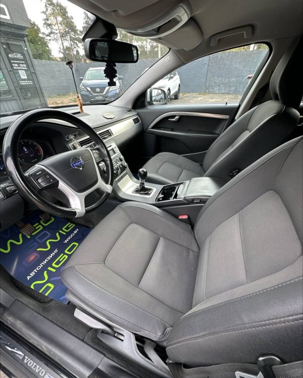 Volvo V70 III - Image 8