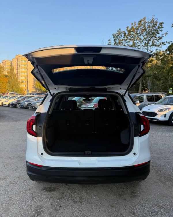 GMC Terrain II - Image 14
