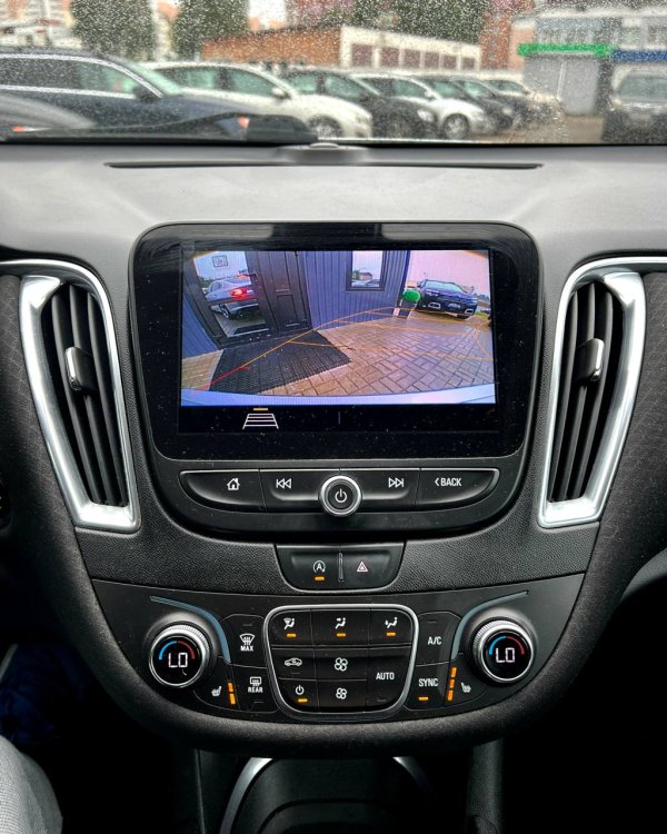 Chevrolet Malibu IX · Рестайлинг - Image 15