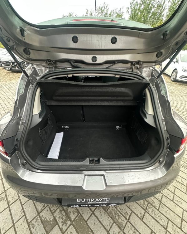 Renault Clio IV - Image 10