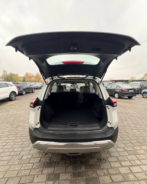 Nissan X-Trail IV (T33) - Image 12