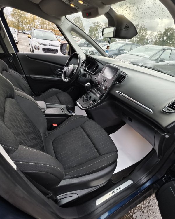 Renault Grand Scenic IV - Image 14