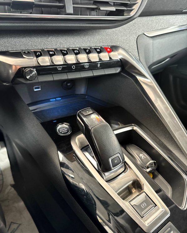 Peugeot 5008 II - Image 14