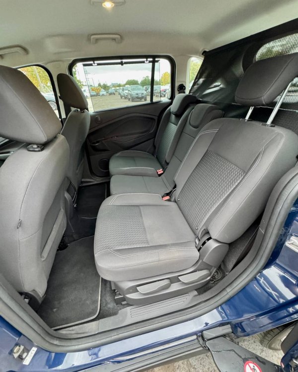 Ford Grand C-Max II - Image 11