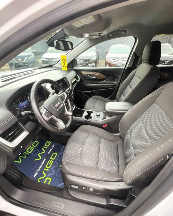 GMC Terrain II - Image 8