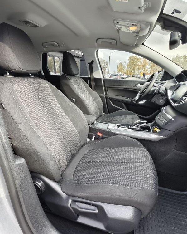 Peugeot 308 T9 · Рестайлинг - Image 14